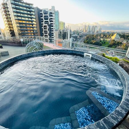 Cozy 1 Bed Apt & Spa,Free Parking ,Phenomena Views Мельбурн Экстерьер фото
